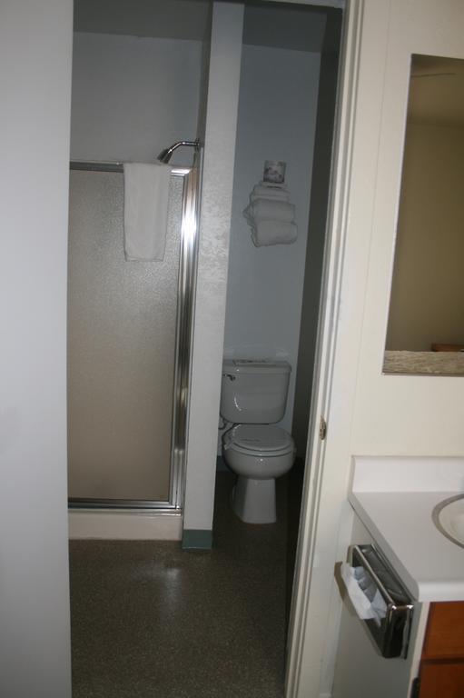 Jnr Hotel Cedarville Room photo